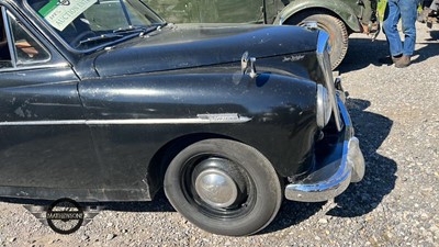 Lot 84 - 1955 WOLSELEY 4/44