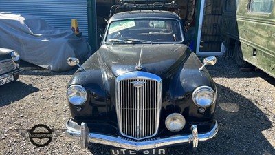 Lot 84 - 1955 WOLSELEY 4/44