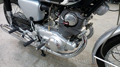 Lot 67 - 1964 HONDA CB72