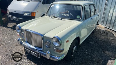 Lot 72 - 1968 VANDEN PLAS 1300 PRINCESS