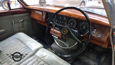 Lot 465 - 1967 DAIMLER V8 250