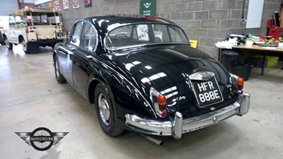 Lot 465 - 1967 DAIMLER V8 250