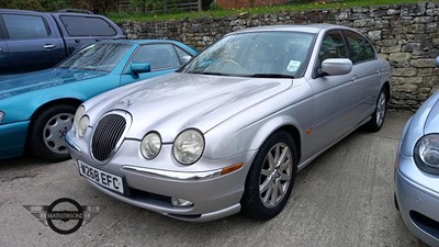 Lot 185 - 2000 JAGUAR S-TYPE V8 AUTO