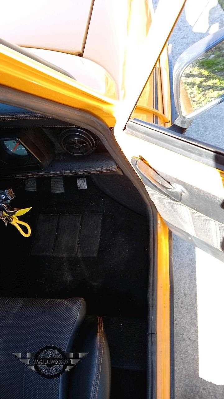 Lot 438 - 1978 LEYLAND MINI GTS