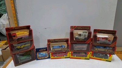 Lot 152 - BOX OF MODELS OF YESTERYEAR