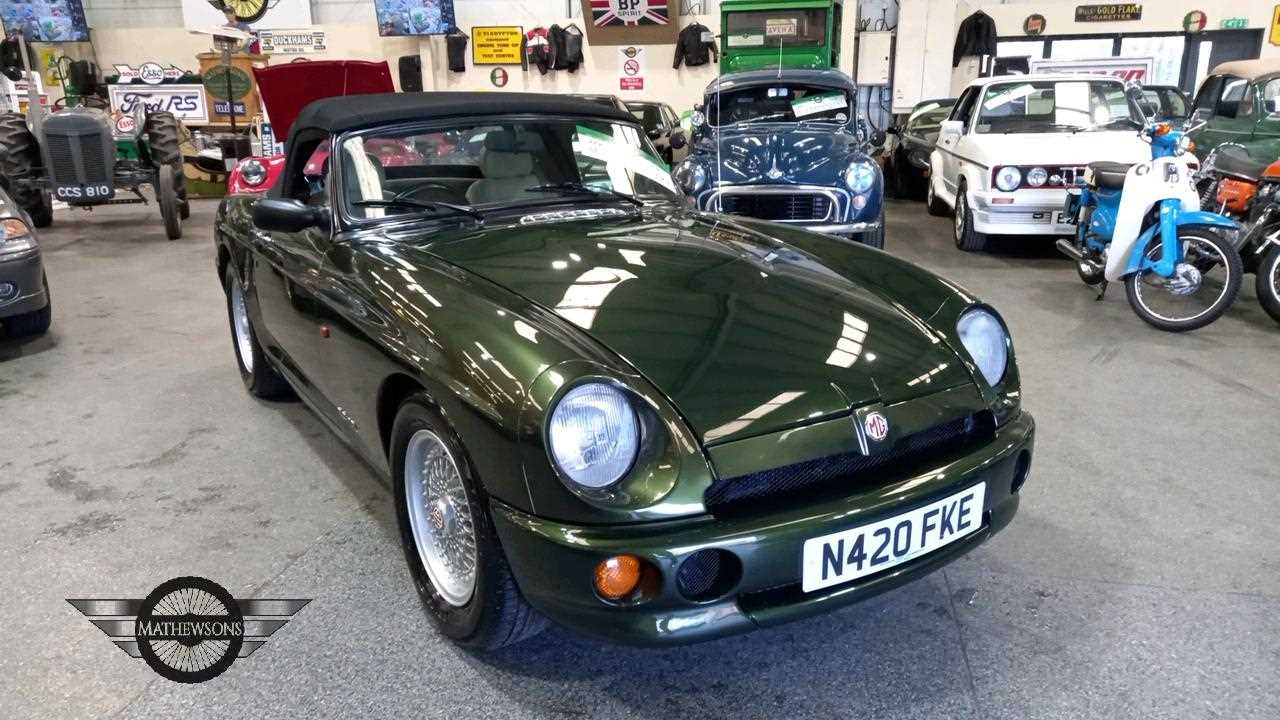 Lot 134 - 1996 MG RV8