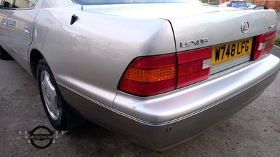 Lot 484 - 2000 LEXUS LS400 AUTO