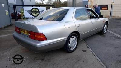 Lot 484 - 2000 LEXUS LS400 AUTO