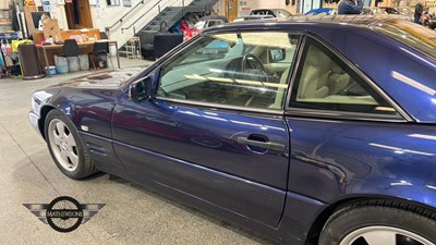 Lot 340 - 1996 MERCEDES SL 320 AUTO
