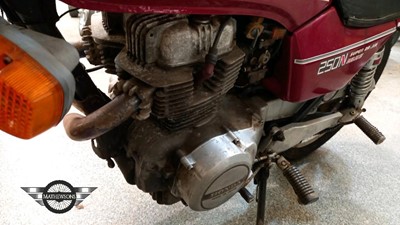 Lot 176 - 1978 HONDA 250 SUPERDREAM