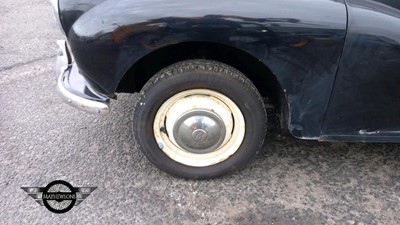 Lot 625 - 1955 MORRIS MINOR 1000