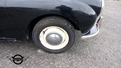 Lot 625 - 1955 MORRIS MINOR 1000