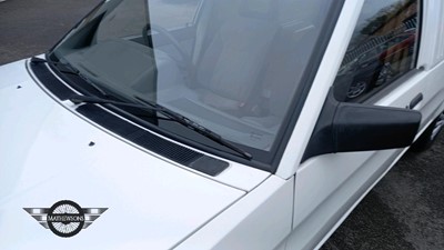 Lot 301 - 1990 AUSTIN MAESTRO 500 L