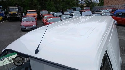 Lot 301 - 1990 AUSTIN MAESTRO 500 L