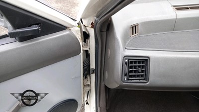 Lot 301 - 1990 AUSTIN MAESTRO 500 L