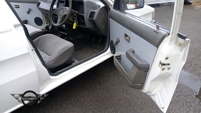 Lot 301 - 1990 AUSTIN MAESTRO 500 L