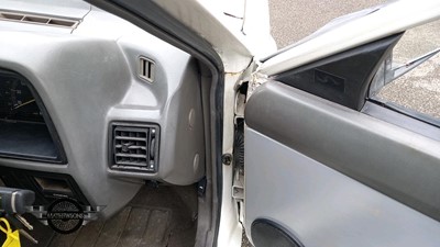 Lot 301 - 1990 AUSTIN MAESTRO 500 L