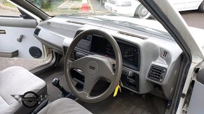 Lot 301 - 1990 AUSTIN MAESTRO 500 L
