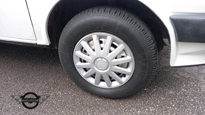 Lot 301 - 1990 AUSTIN MAESTRO 500 L