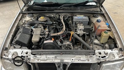 Lot 582 - 1993 AUDI 80 E