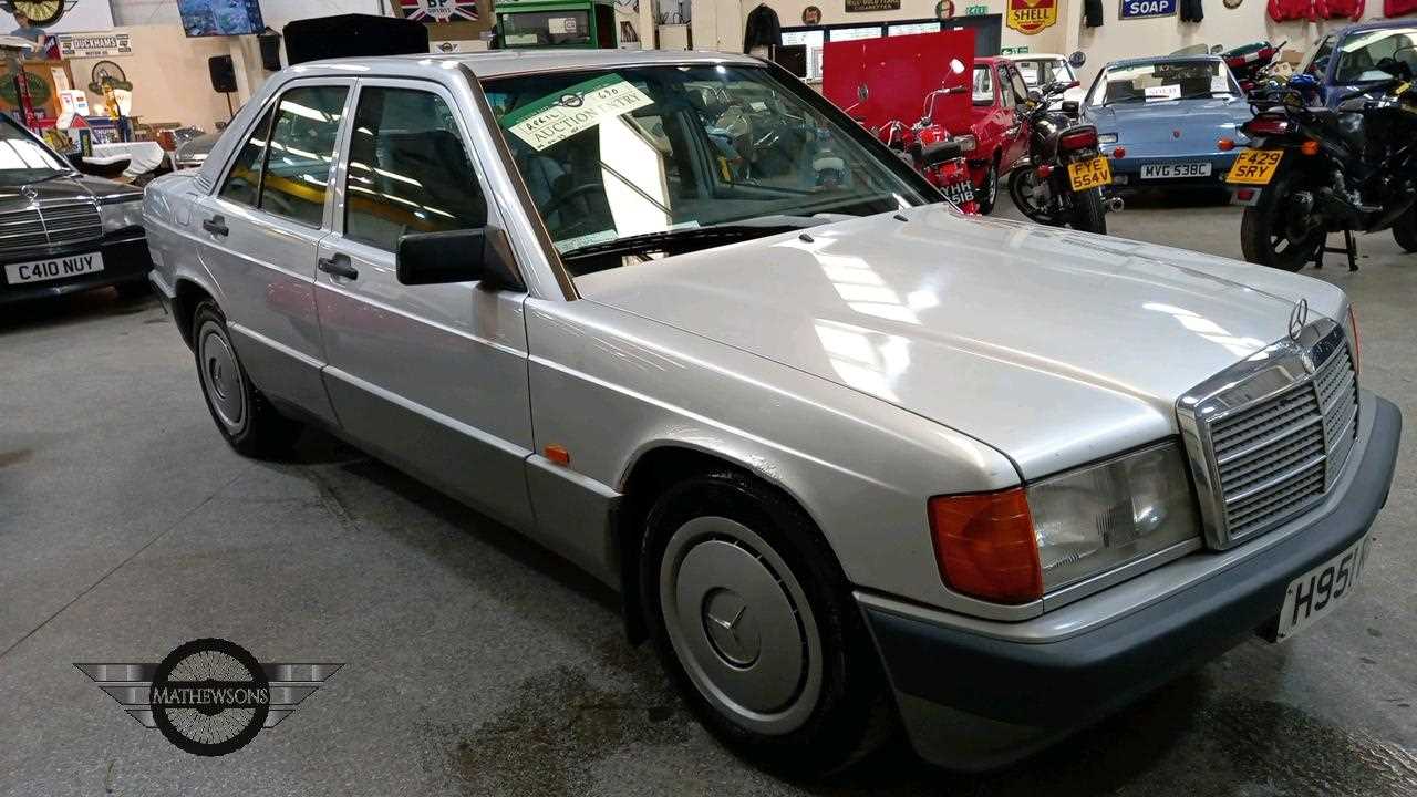 Lot 690 - 1990 MERCEDES 190E AUTO