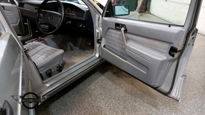 Lot 690 - 1990 MERCEDES 190E AUTO