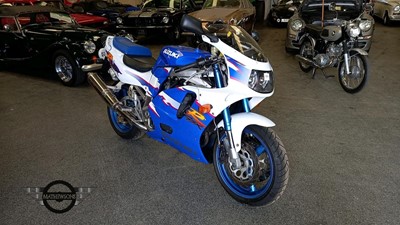 Lot 350 - 1997 SUZUKI GSXR750WR