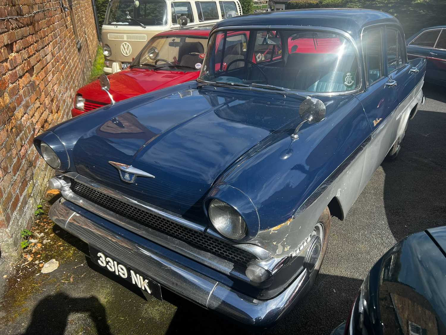 Lot 264 - 1960 VAUXHALL VICTOR DELUXE