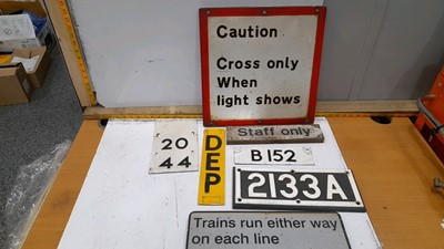 Lot 277 - 7X MISCELLANEOUSE TRAIN RELATED SIGNS