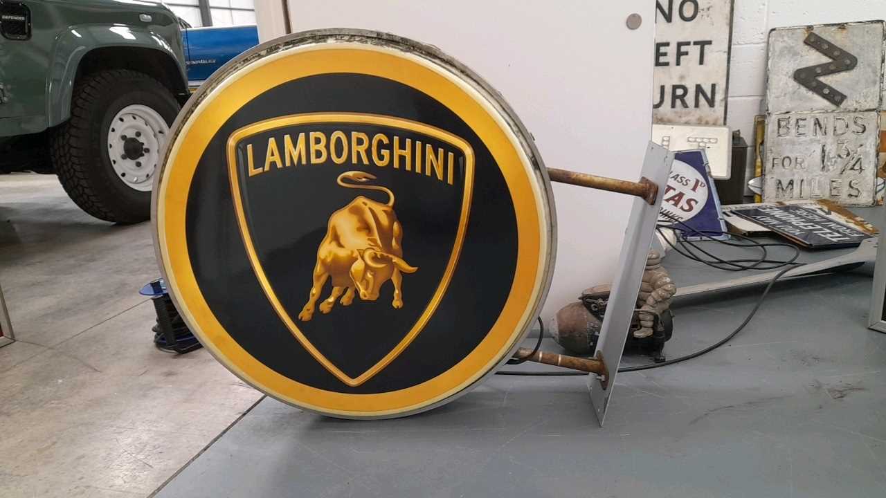 Lot 503 - ROUND LAMBORGHINI LIGHT UP SIGN