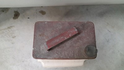 Lot 331 - PRATTS RED PETROL CAN