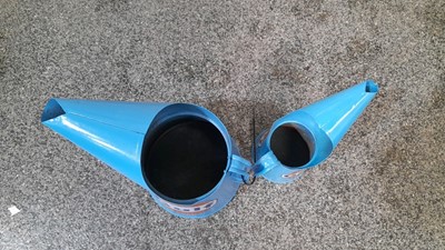 Lot 543 - 2X GULF 1970'S OIL JUGS
