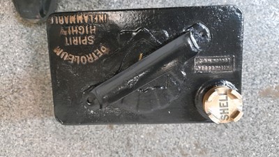 Lot 551 - SHELL AVIATION PETROL CAN