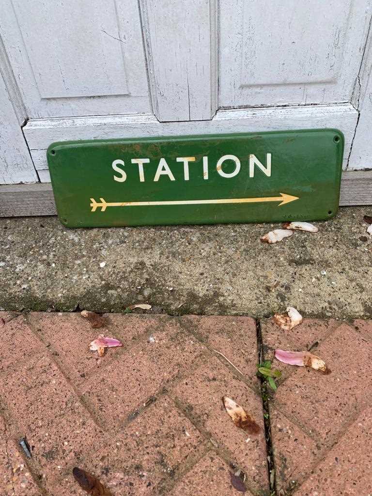 Lot 507 - STATION ENAMEL SIGN