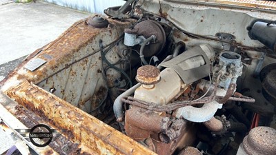 Lot 317 - FORD ZODIAC