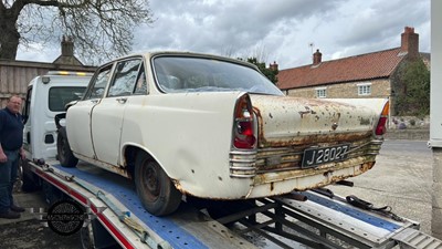Lot 317 - FORD ZODIAC