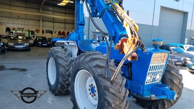 Lot 517 - ARMY 754 COUNTY TRACTOR