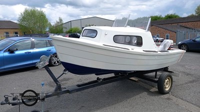 Lot 212 - BOAT ON A TRAILER