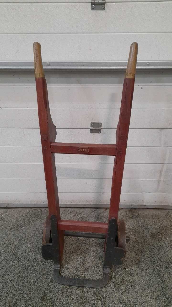 Lot 567 - (GWR) RAILWAYS SACK TROLLEY