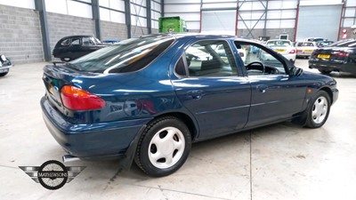 Lot 328 - 1995 FORD MONDEO 24V GHIA AUTO