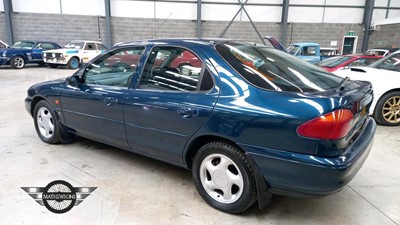 Lot 328 - 1995 FORD MONDEO 24V GHIA AUTO