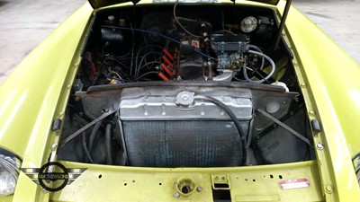 Lot 92 - 1975 MG B GT