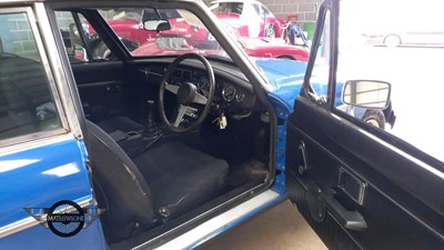 Lot 380 - 1976 MG B GT