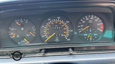 Lot 67 - 1988 MERCEDES 190E AUTO