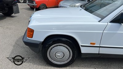 Lot 67 - 1988 MERCEDES 190E AUTO