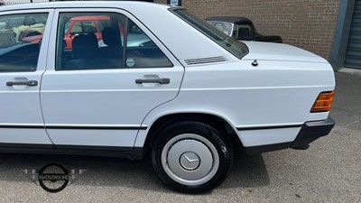 Lot 67 - 1988 MERCEDES 190E AUTO