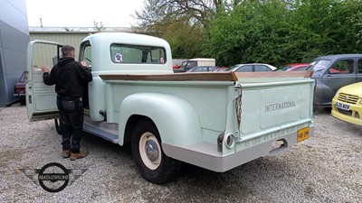 Lot 540 - 1955 INTERNATIONAL HARVESTER R112