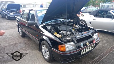 Lot 95 - 1989 FORD ESCORT LX