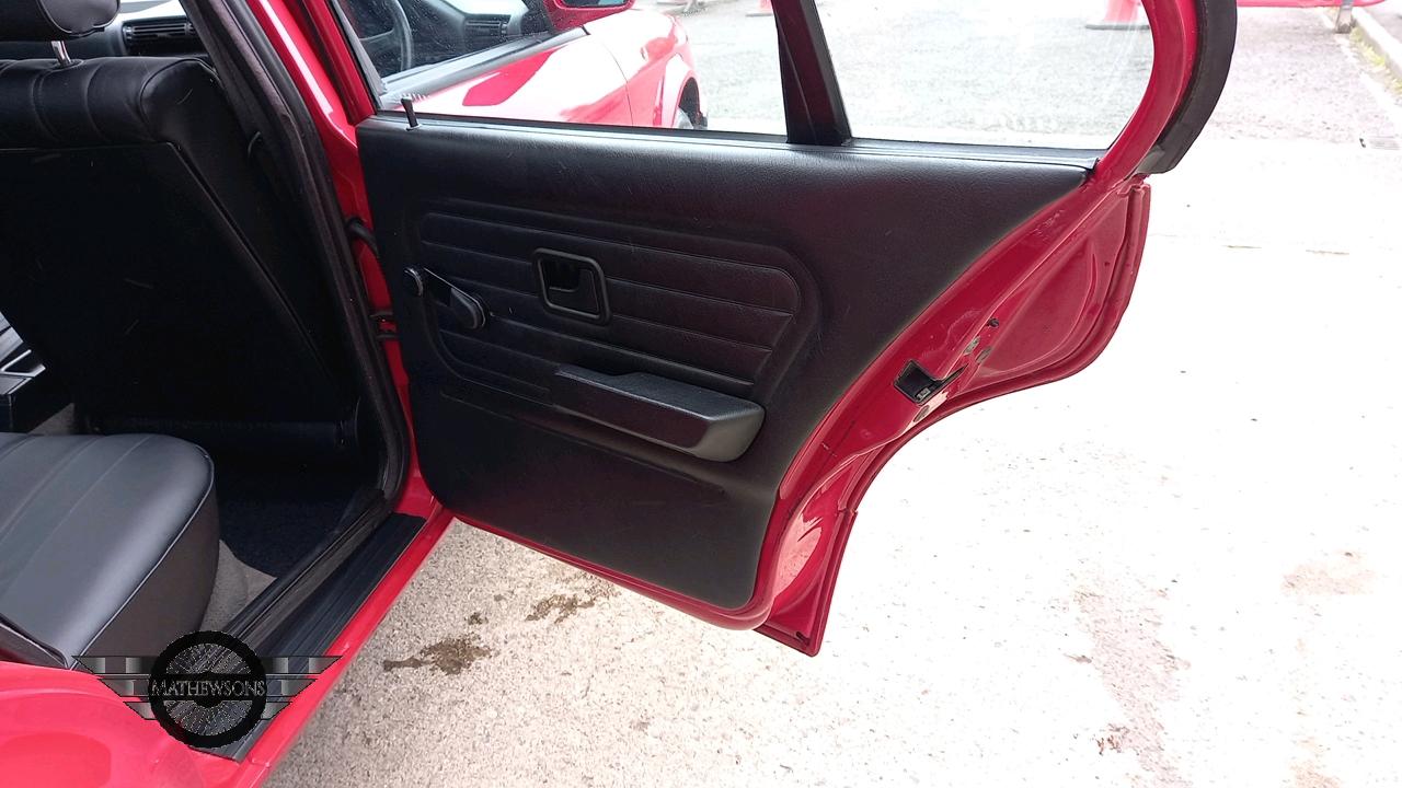 Lot 314 1989 BMW E30 316I
