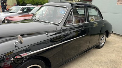 Lot 422 - 1953 WOLSELEY 4/44